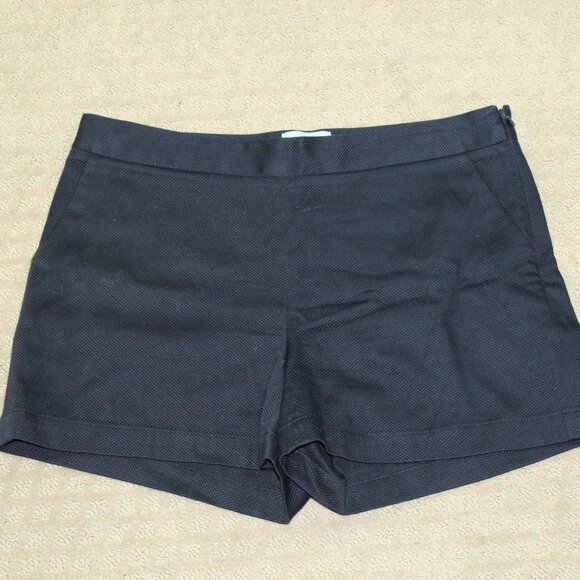 CeCe Wm Size 8 Navy Blue Poplin Flat Front Size Zip Mid Rise 3.5" inseam Shorts - Picture 1 of 7